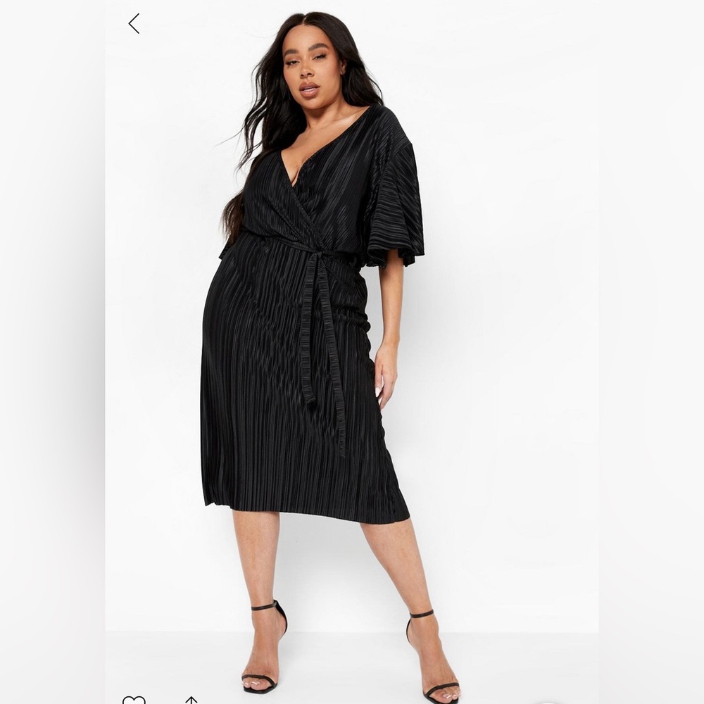 Plus Plisse Wrap Dress